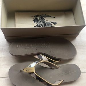 Burberry flip flops